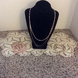 Plunder necklace, earrings and bracelet